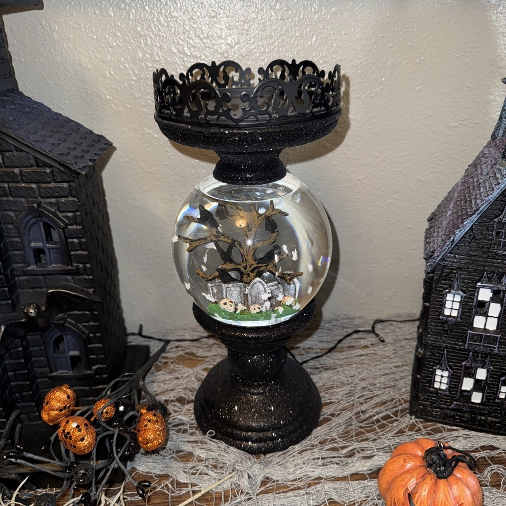 Bath & Body Works Halloween Cemetery Water Globe Light Up Ghost Candle Holder
